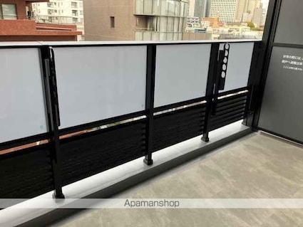 ザ・パークハビオ代々木[1R/24.1m2]のバルコニー