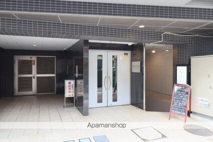 東京都新宿区西早稲田３丁目[1K/27.64m2]のエントランス2