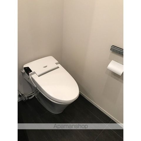 コンフォリア新宿イーストサイドタワーの内装写真