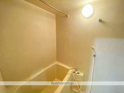 ロイヤルハイム成和[2DK/63.24m2]のバス