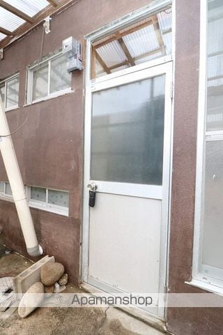 SACアパートの玄関写真
