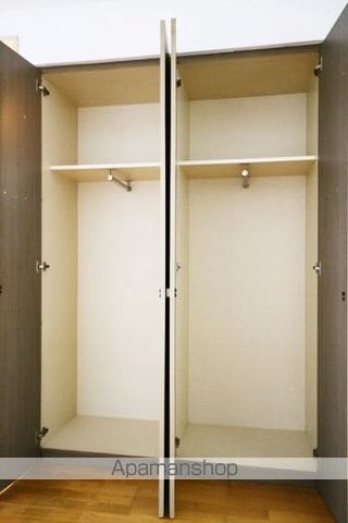 コスモ横浜吉野町の内装写真