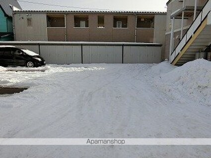 岩手県滝沢市穴口[1LDK/47.22m2]の駐車場1