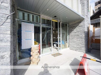 愛知県名古屋市中区新栄１丁目[1K/25.44m2]のエントランス4