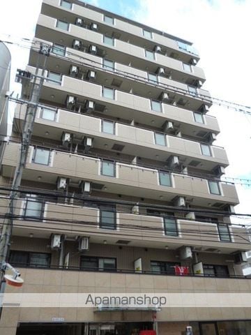 第13関根マンションの外観写真