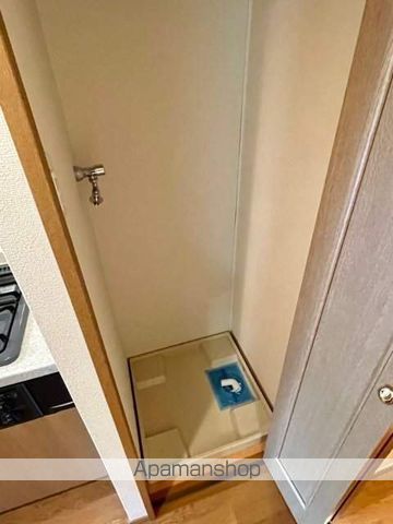 レジディア上野池之端の内装写真
