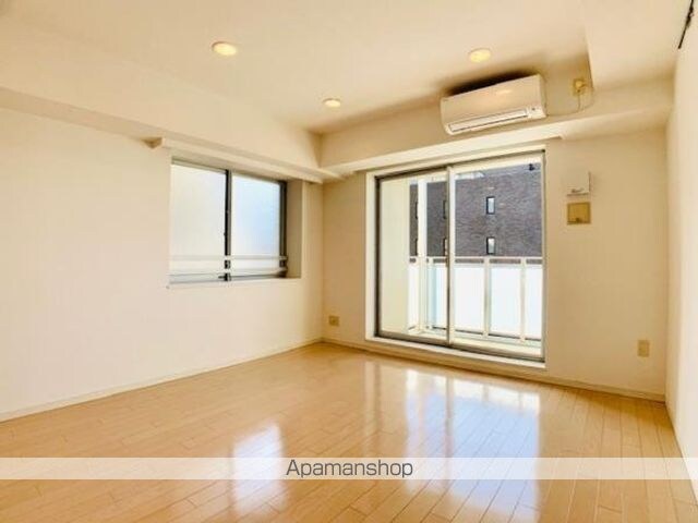 Ｂｒｉｌｌｉａ　ｉｓｔ　三軒茶屋　ブラッサムテラス[1R/49.11m2]のリビング・居間2
