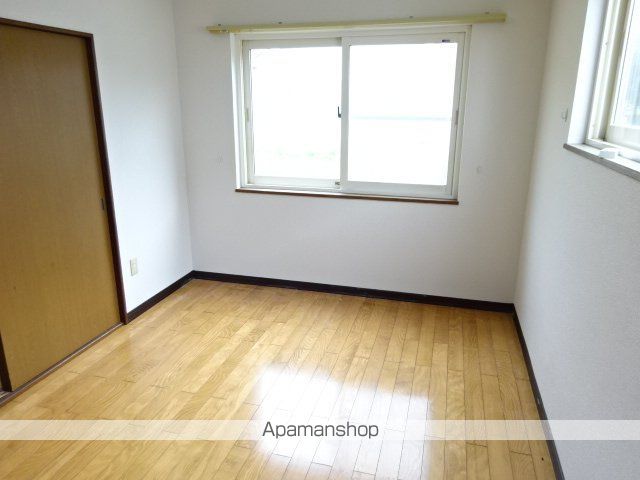 WISTARIAの内装写真