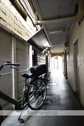 東京都中野区弥生町２丁目[1R/13m2]の共用部2