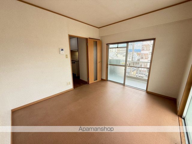 第3年見マンションの内装写真
