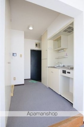 ワールドパレス永福町[1R/16.87m2]の玄関1