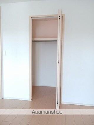 メゾン・喜美[2LDK/58.93m2]の収納