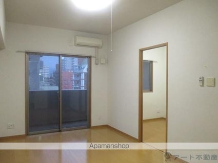 愛媛県松山市喜与町２丁目[1LDK/32.13m2]のリビング・居間