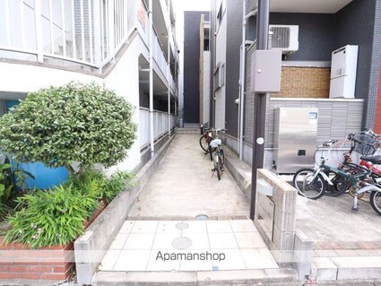 愛知県名古屋市千種区千種３丁目[1K/20.32m2]のエントランス3