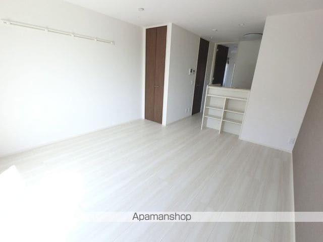 ロイヤルリッチヒル Aの内装写真