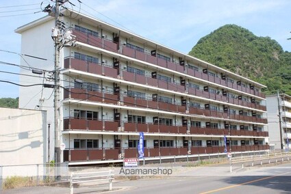 ヴィラナリー本郷１[2DK/38.46m2]の外観2