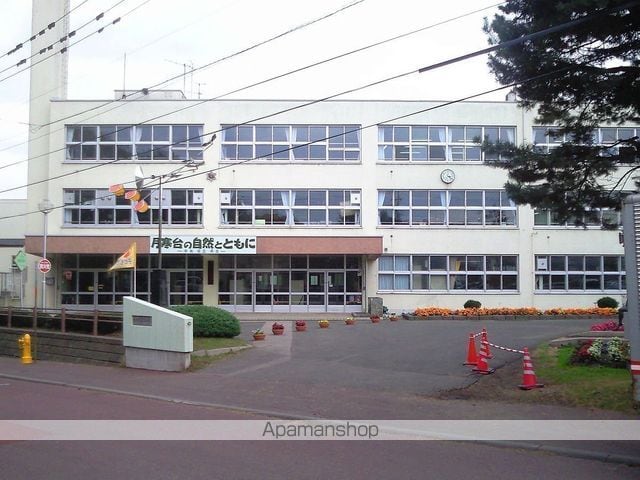 札幌西月寒団地6号棟の周辺写真