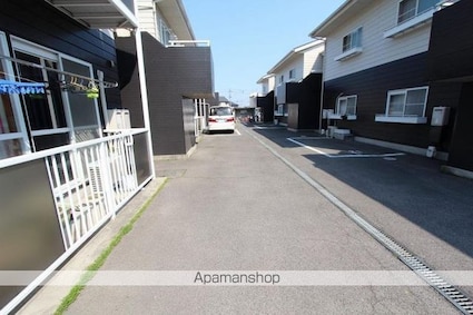 香川県高松市多肥上町[2LDK/51.34m2]の共用部1