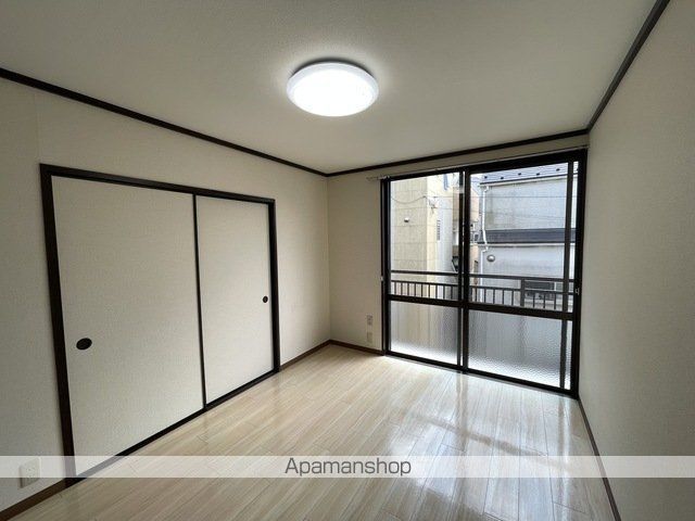CASA AZの内装写真
