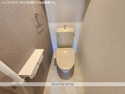 和歌山県岩出市山[1LDK/50.14m2]のトイレ