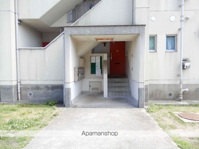 ビレッジハウス庄内1号棟の玄関写真