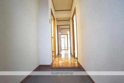 道後山本ビル[2LDK/56.1m2]の玄関