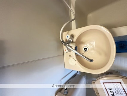 東京都新宿区弁天町[1R/19.7m2]の洗面所