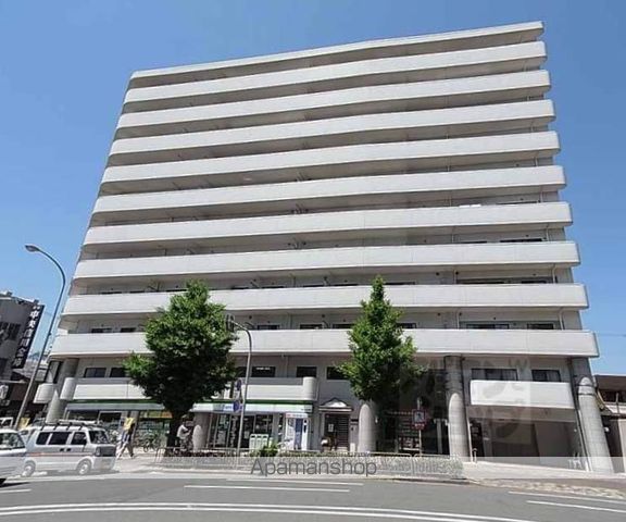パレロイヤル西陣の外観写真