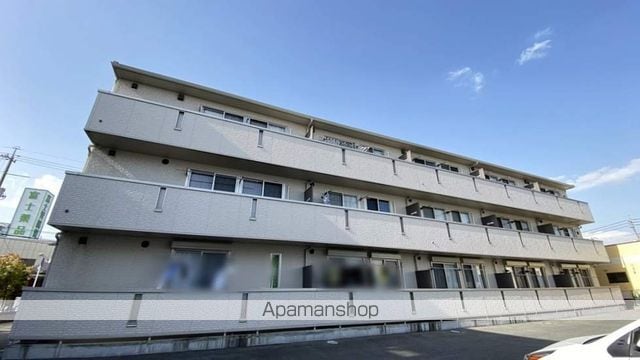 グランシャリオの外観写真