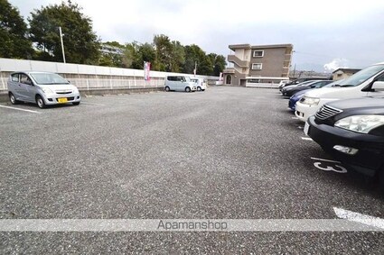 メリーマンション[3LDK/69.42m2]の駐車場