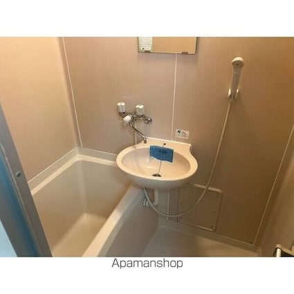 アヴェニュー高畑[1K/22.85m2]のバス