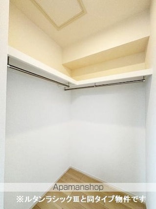 ソレイユ[1LDK/42.2m2]の収納