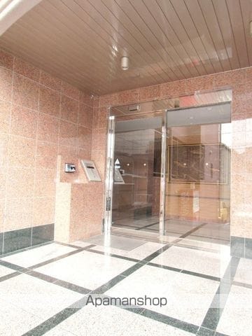 コスモマンション延岡アイリスの玄関写真
