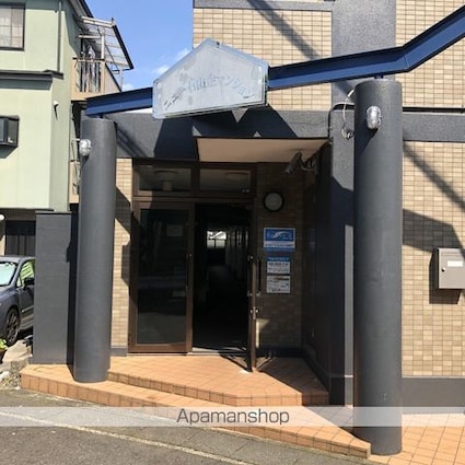 クッキィー石山寺[1R/18.01m2]のエントランス1