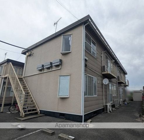 サンシャイン雄町 B棟の外観写真