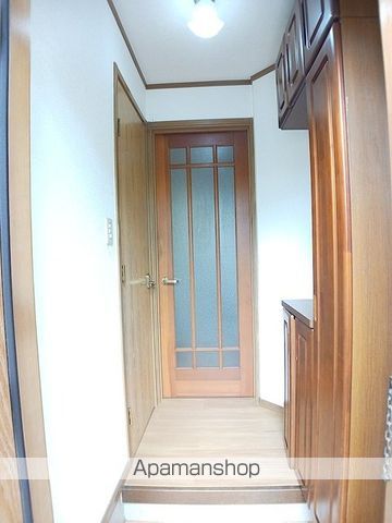 クレストールBの内装写真