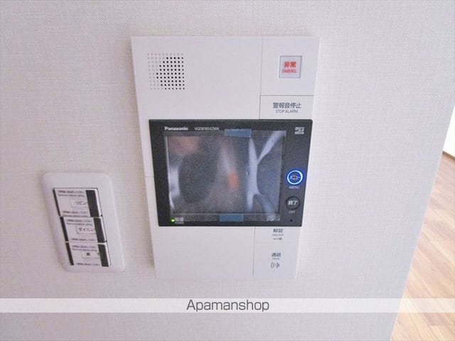 京阪電気鉄道鴨東線 神宮丸太町駅 徒歩12分 3階建 築10年の内装写真