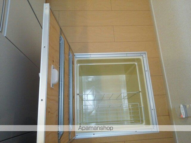 富山地鉄富山市内線 南富山駅前駅 徒歩28分 2階建 築14年の内装写真
