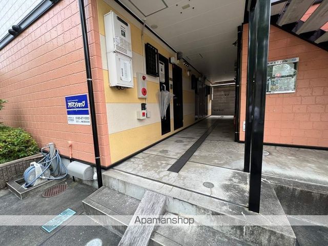 プレジール鶴見の玄関写真