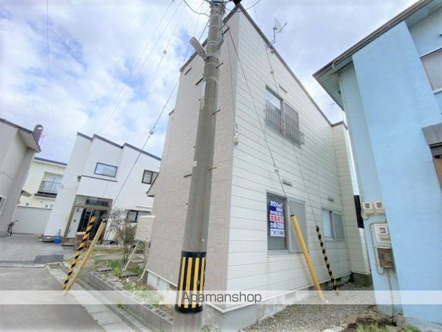 港町2丁目12番貸家の外観写真