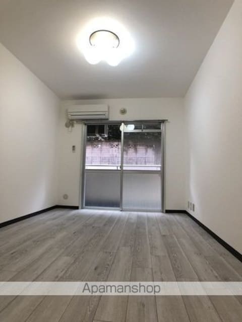 東京都豊島区北大塚３丁目[1R/14.85m2]のリビング・居間