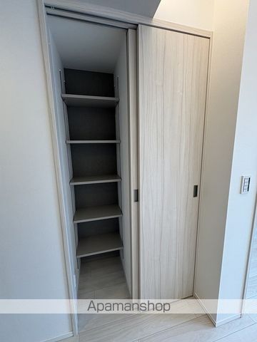 C0MF0RIA LIV北浜淡路町の内装写真
