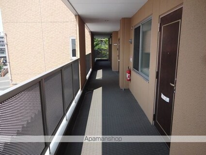 エバーグリーン桜川[2LDK/57.42m2]の共用部5