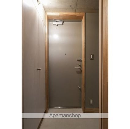 品川港南テラス[1R/46.73m2]の玄関