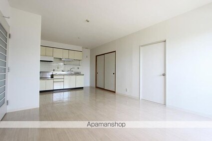 百石ハイツ[3LDK/68.25m2]の内装4