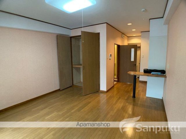 S&TODAの内装写真