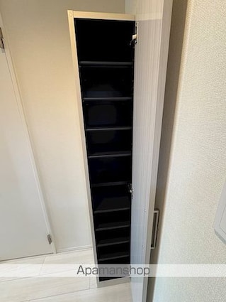 レジデンス・イン初台[1R/11.33m2]の内装1