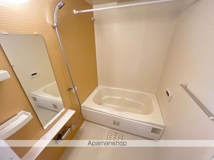 グランディール高屋敷Ｂ棟[1LDK/43.24m2]のバス