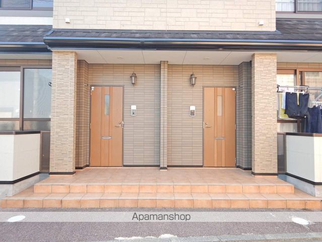 セレーノ城北の玄関写真