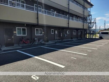 コーポタカギ[3DK/57m2]の駐車場